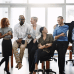 Illustratie van een bedrijf dat groeit dankzij een vaste IT-partner, als antwoord op de War on Talent in de IT-sector.